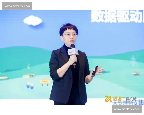 以客户体验驱动足球产业升级与价值重构新路径探索创新发展战略研究